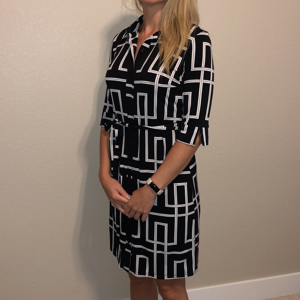 White House black market Women’s Size 2 Dress